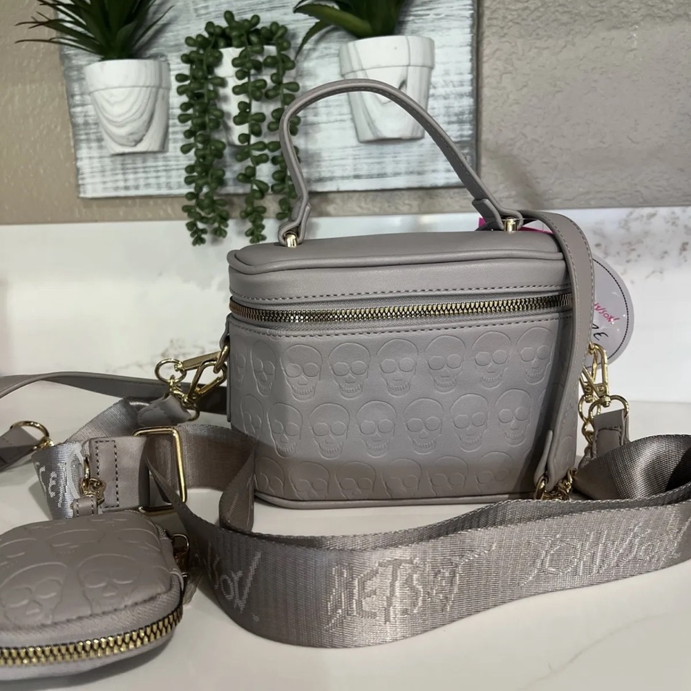 Betsey Johnson Skull Crossbody Purse